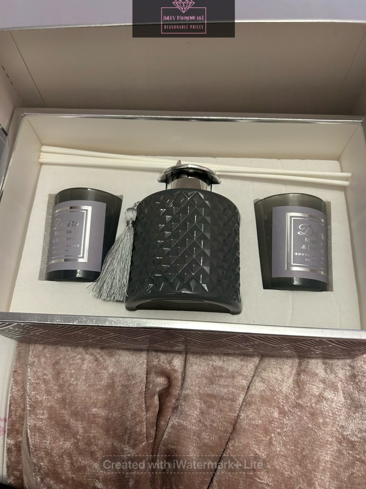 Magnolia & Mulberry Boutique Diffuser & Candle Set